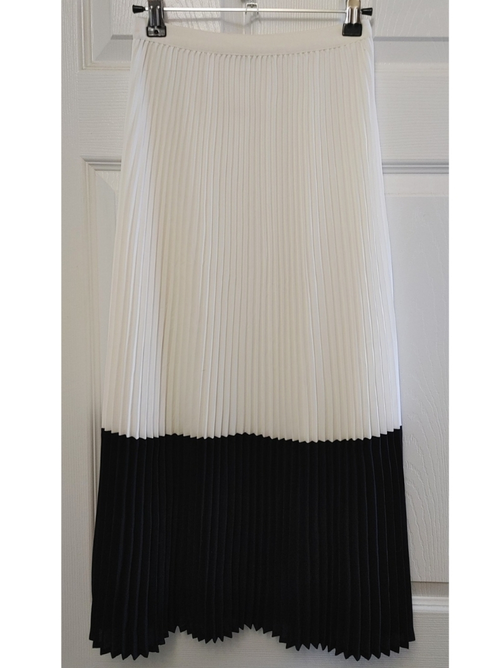 Aritzia Skirt Sz XXS